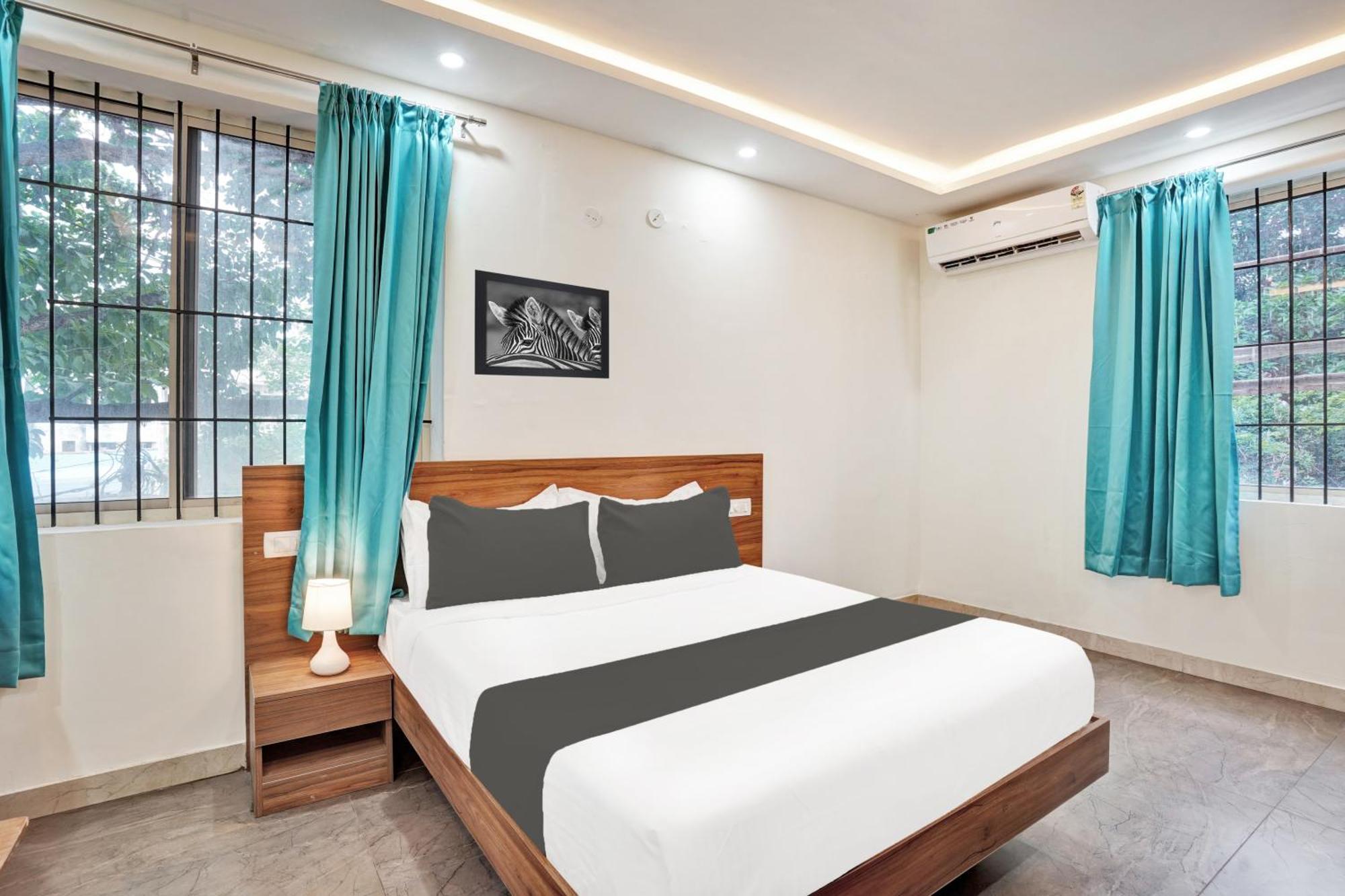 Hotel O Gayathri Metro Deluxe Bangalore Exterior foto